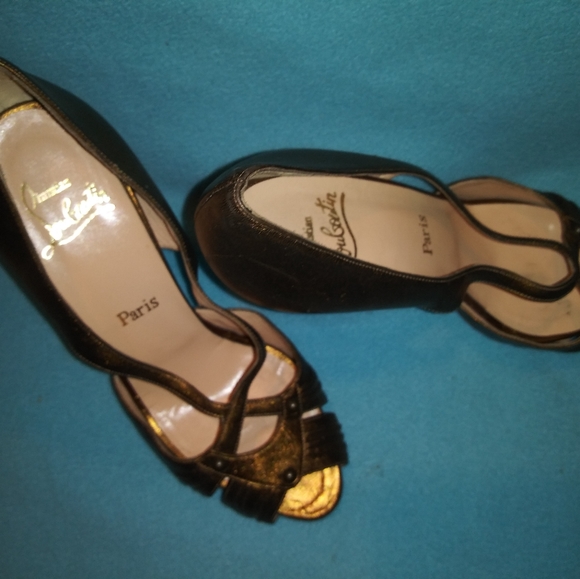 Worn once size 39 ( 8 in reg size 👠) - Picture 2 of 5